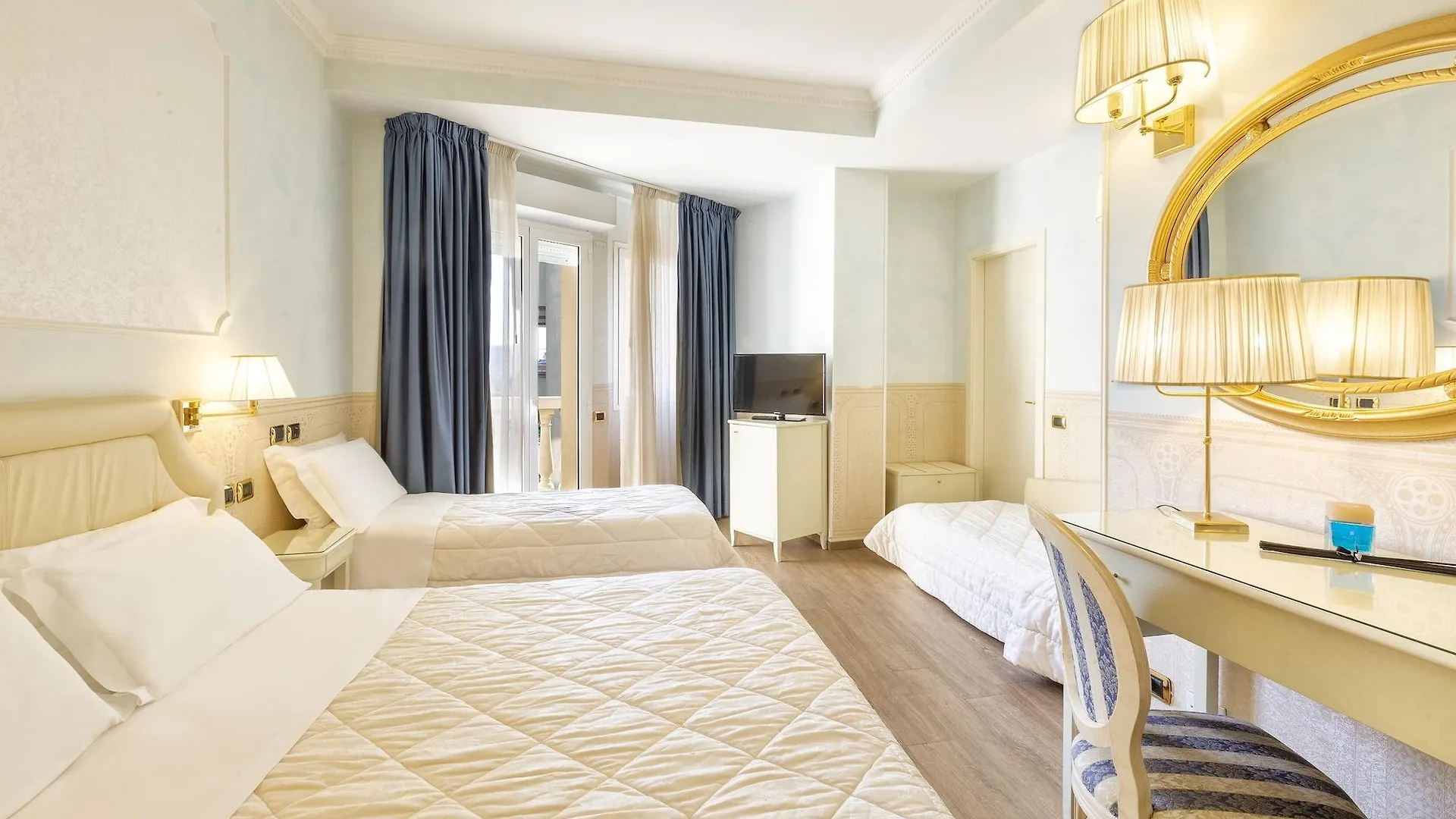 Hotel Baia Imperiale Rimini 4*,