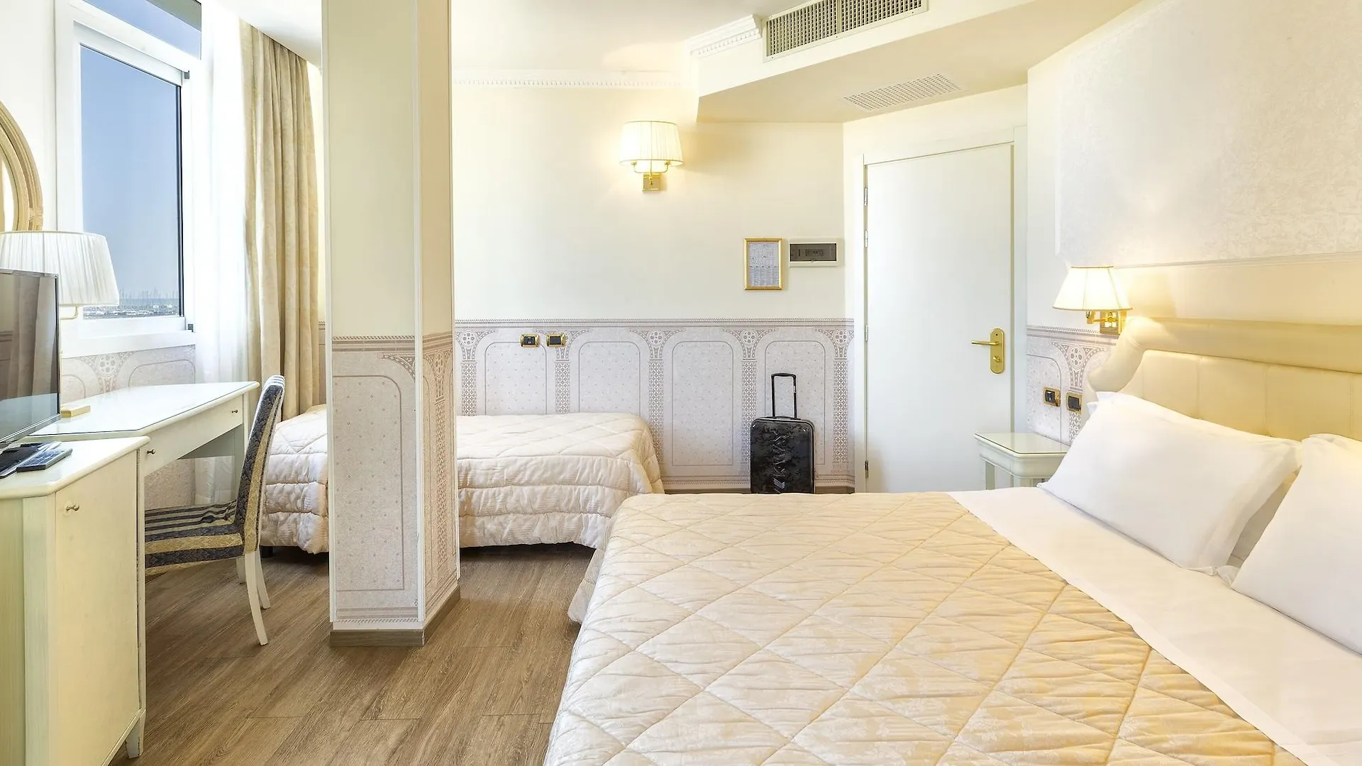 Hotel Baia Imperiale Rimini